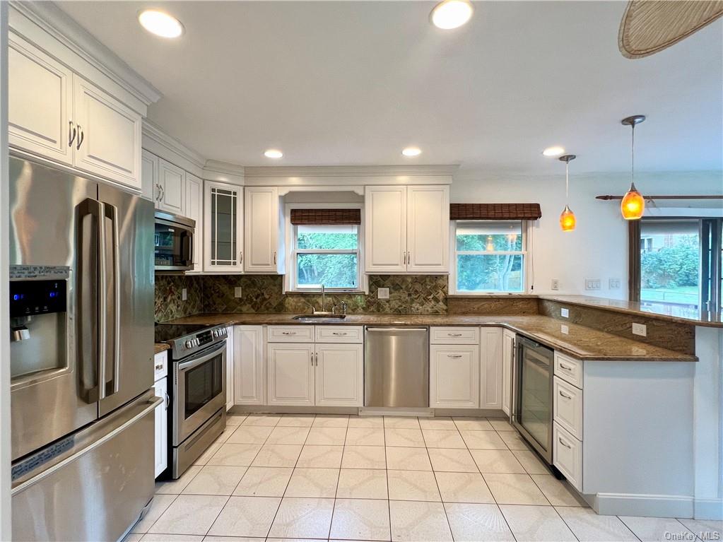 Seely Rd, Chester, NY 10918