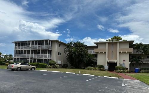 305-2562 Garden Dr N, Lake Worth Beach, FL, 33461-2205 | Card Image