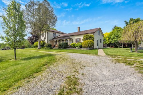 1813 Norfolk County 19 Road W, Norfolk, ON, N0E1V0 | Card Image