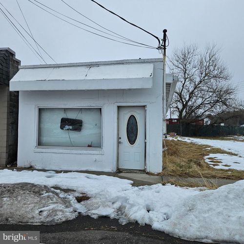 127 Fort Dix St, Wrightstown, NJ, 08562-2325 | Card Image