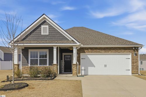 505 Topaz Ct, Greenville, SC, 29605-6194 | Card Image