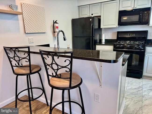5 Marc Ln, Condo with 2 bedrooms, 2 bathrooms and null parking in Brigantine NJ | Image 7