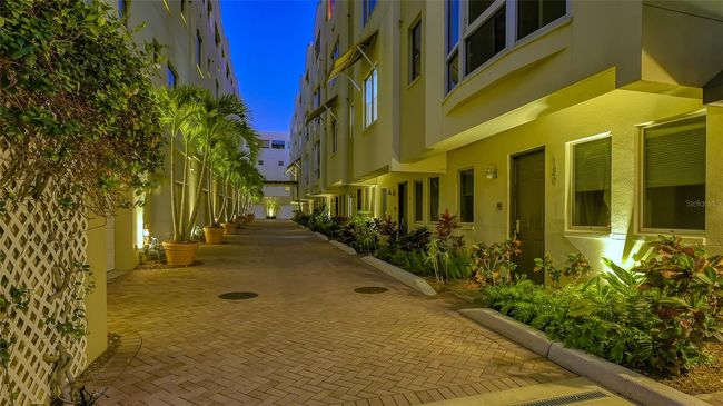 UNIT-113C - 235 Cocoanut Ave, Townhouse with 3 bedrooms, 5 bathrooms and null parking in SARASOTA FL | Image 49