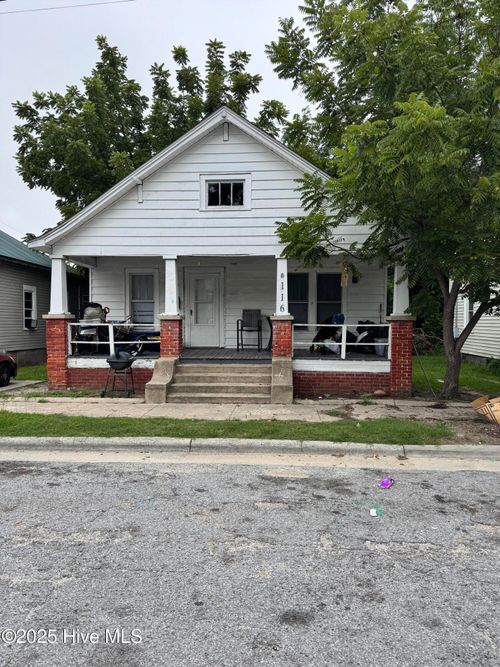 116 W 12th St, Greenville, NC, 27834-4128 | Card Image