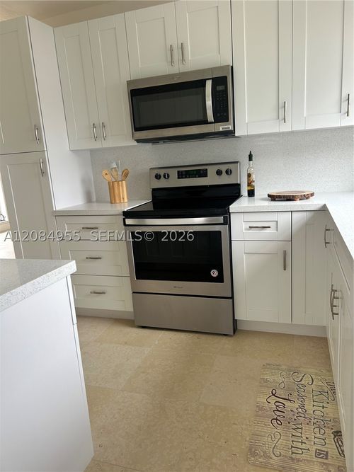 3270 Nw 196th Ln, Miami Gardens, FL, 33056-2336 | Card Image