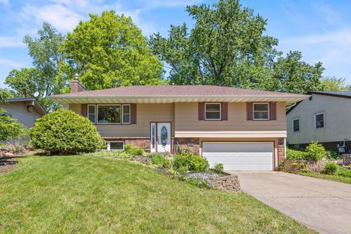 2445 Indian Way, North Saint Paul, MN, 55109-1613 | Card Image