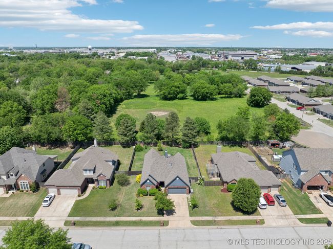 2708 W Oakland St, House other with 3 bedrooms, 2 bathrooms and null parking in Broken Arrow OK | Image 29