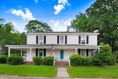 305 Court St, Gatesville, NC, 27938-9523 | Card Image