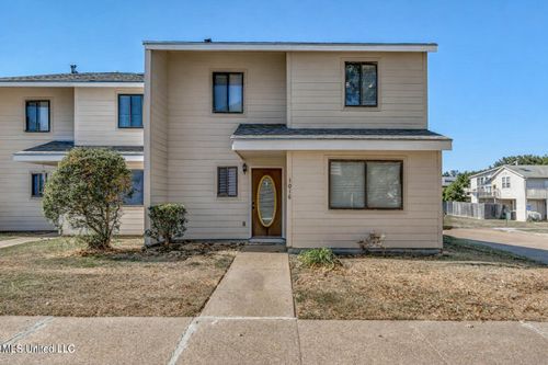 1016 Windrose Dr, Brandon, MS, 39047-6273 | Card Image