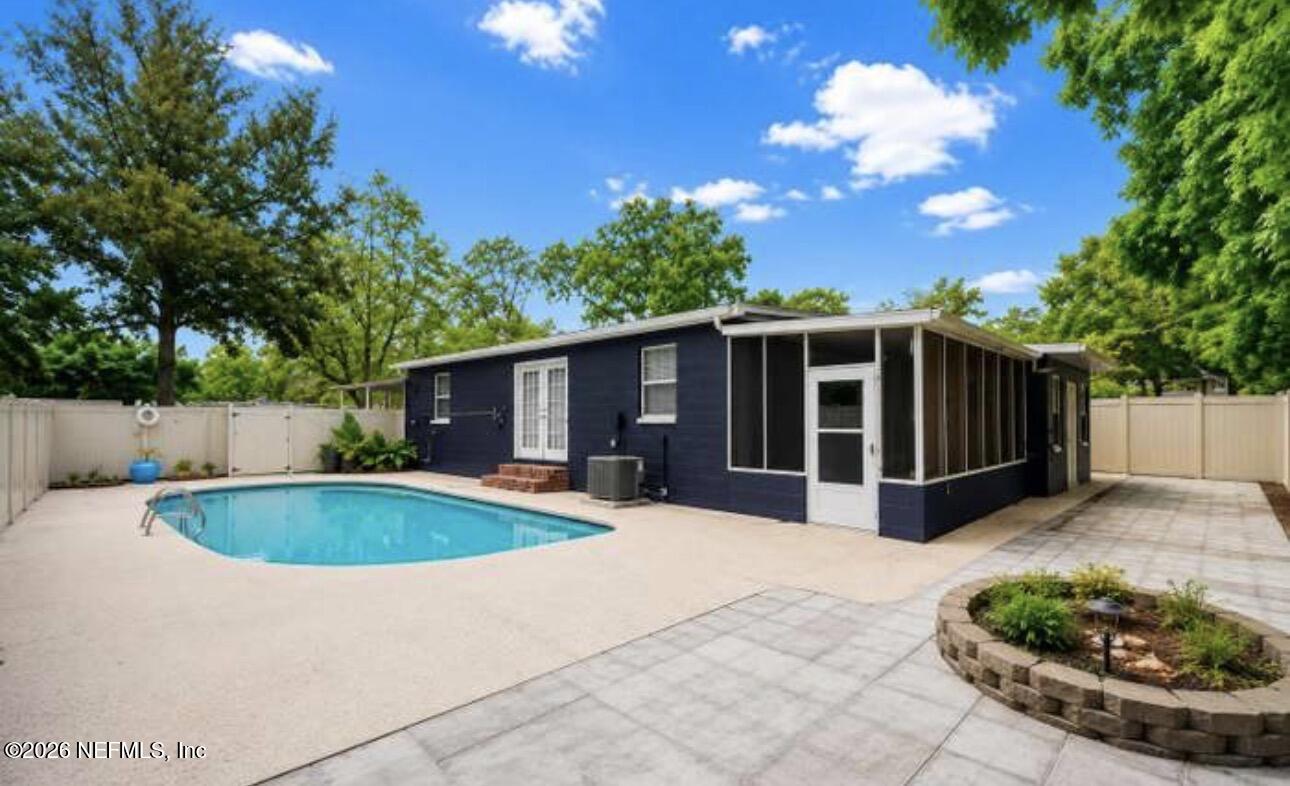Residential Lease in Jacksonville 2