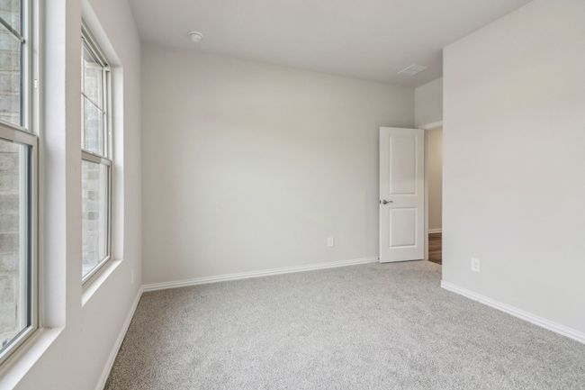 Photo is not of the actual home, but is an inspirational photo of builder’s model home and may depict options, furnishings, and/or decorator features that are not included. | Image 18