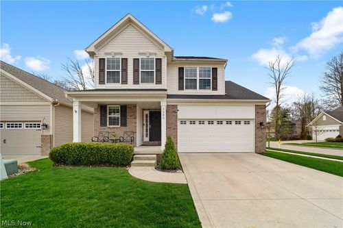 3590 Sandlewood Dr, Brunswick, OH, 44212-4449 | Card Image