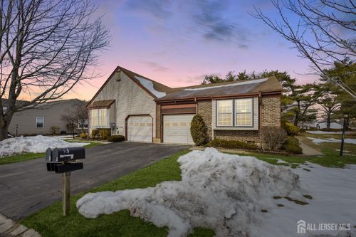 a-145 Concordia Cir, Monroe, NJ, 08831-4604 | Card Image