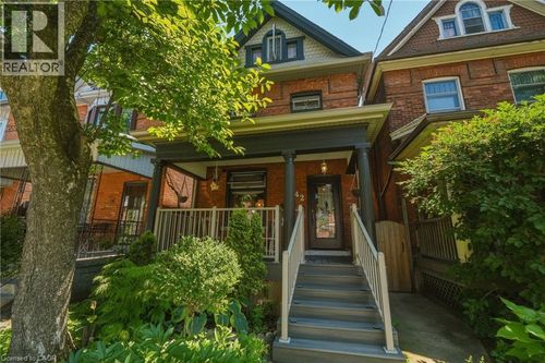 42 Nightingale St, Hamilton, ON, L8L1R8 | Card Image