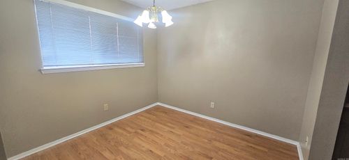 411 Shadow Oaks Dr, Sherwood, AR, 72120-6054 | Card Image