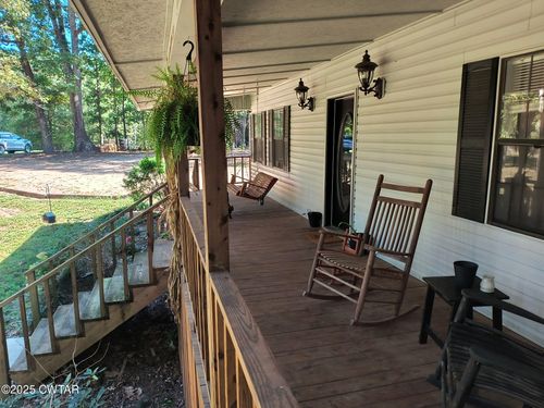350 Cody Hill Rd, Wildersville, TN, 38388-8431 | Card Image