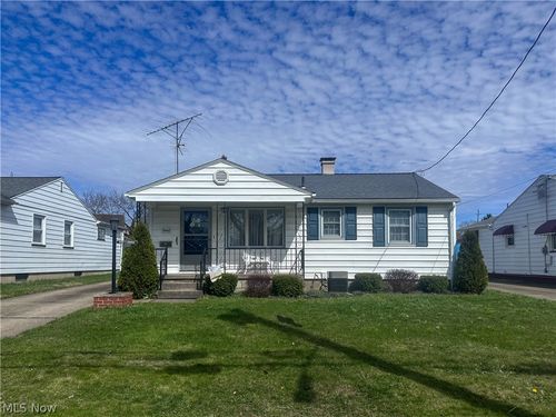 1442 Youll St, Niles, OH, 44446-3836 | Card Image
