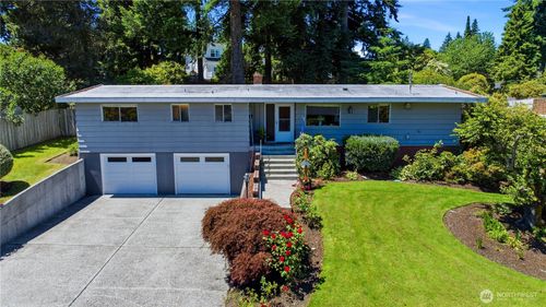 918 Manor Dr, Fircrest, WA, 98466-6562 | Card Image