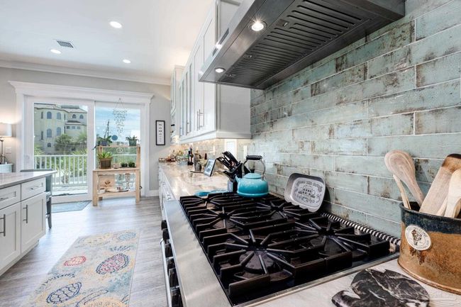 7376 Gulf Blvd, House other with 4 bedrooms, 4 bathrooms and 1 parking in Navarre FL | Image 32