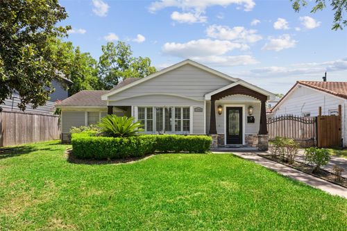 1705 Althea Dr, Houston, TX, 77018-5103 | Card Image