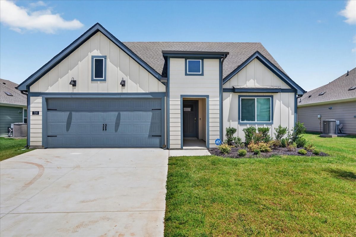 Residential Lease in Pilot Point 2
