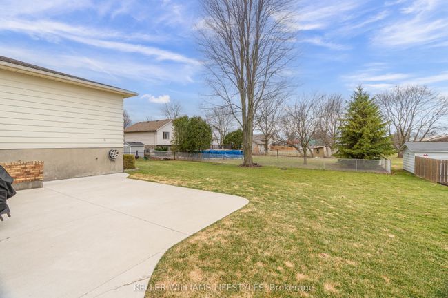 60 James St N, House other with 3 bedrooms, 2 bathrooms and 2 parking in Forest ON | Image 34
