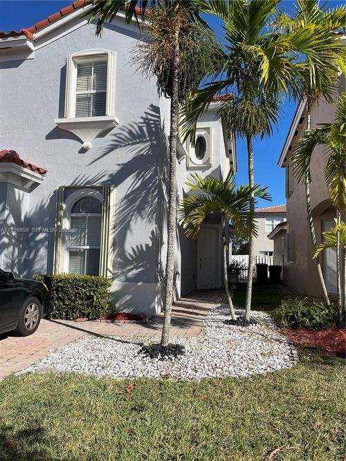 0-3951 Ne 13th Dr, Homestead, FL, 33033-5932 | Card Image