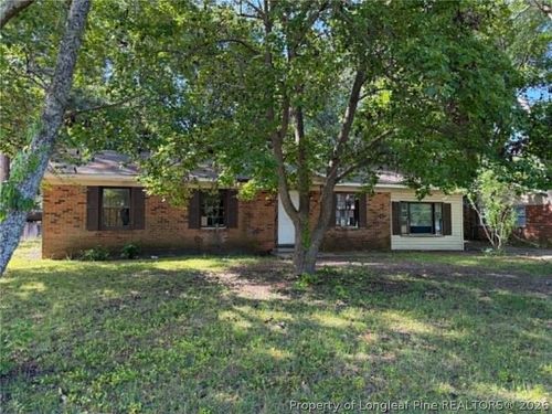 6559 Amanda Cir, Fayetteville, NC, 28304-5702 | Card Image