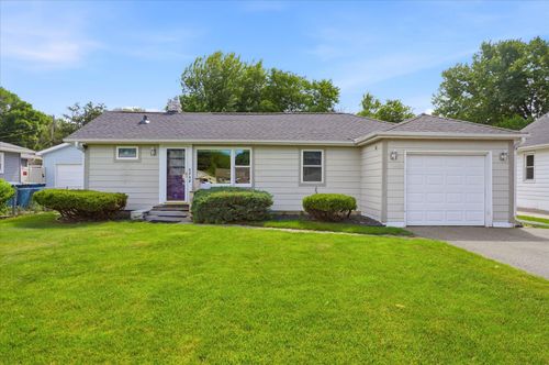 4040 Adair Ave N, Robbinsdale, MN, 55422-1619 | Card Image