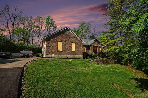 3623 Reemelin Rd, Cincinnati, OH, 45211 | Card Image