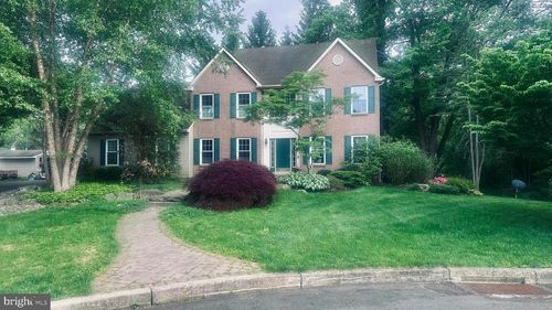 4241 Lynn Cir, DOYLESTOWN, PA, 18902-5646 | Card Image