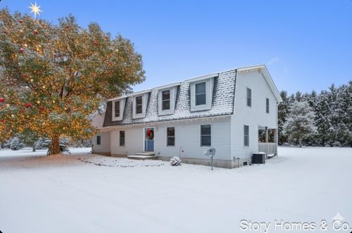 3459 44th St, Hamilton, MI, 49419-9519 | Card Image