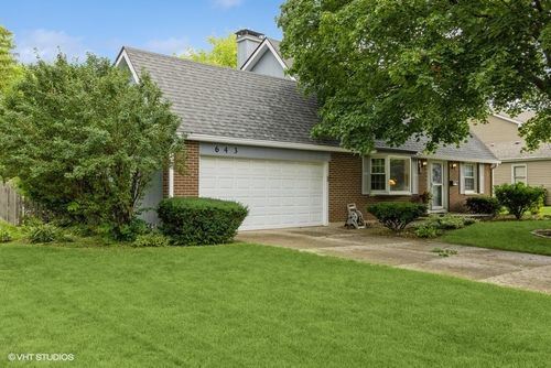 643 Darlington Ln, Crystal Lake, IL, 60014-7709 | Card Image