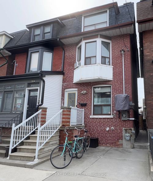 5 Parr St, Toronto, ON, M6J2E2 | Card Image