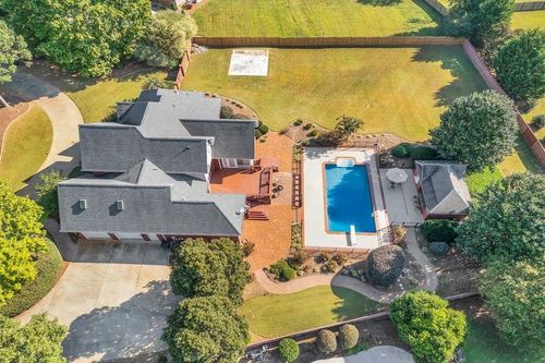 137 Clearcreek Dr, Boiling Springs, SC, 29316-7731 | Card Image