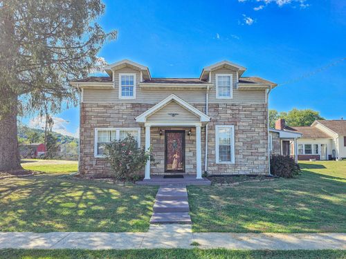 126 Crown St, Crown City, OH, 45623-8940 | Card Image