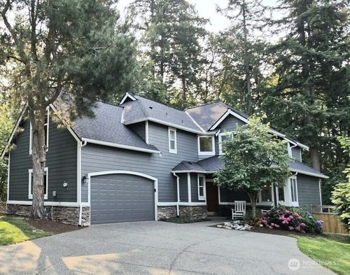 17304 Parkside Way Se, Renton, WA, 98058-9548 | Card Image