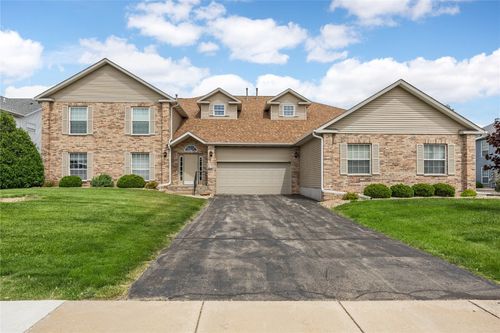 unit-c-3110 Towne House Dr Ne, Cedar Rapids, IA, 52402-7088 | Card Image
