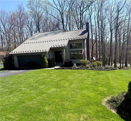 420 Edgewood Ave, Indiana, PA, 15701-7447 | Card Image