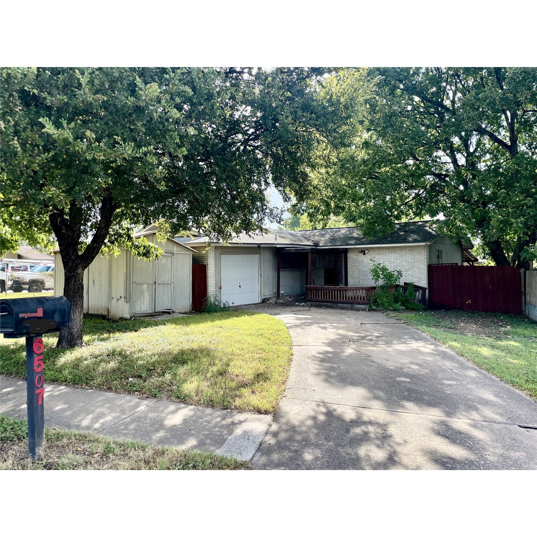 Branchwood Dr, Austin, TX 78744