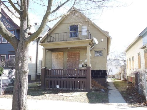 3578 N 10th Street, Milwaukee, WI, 53206 | Card Image