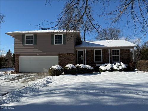 606 Wellfleet Dr, Bay Village, OH, 44140-1744 | Card Image