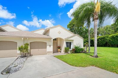 B - 9859 Boca Gardens Circle, Home with 3 bedrooms, 2 bathrooms and null parking in Boca Raton FL | Image 2