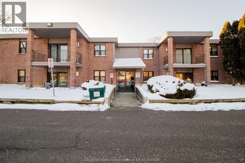 a102-12 Montgomery Drive, Wallaceburg, ON, N8A5B5 | Card Image