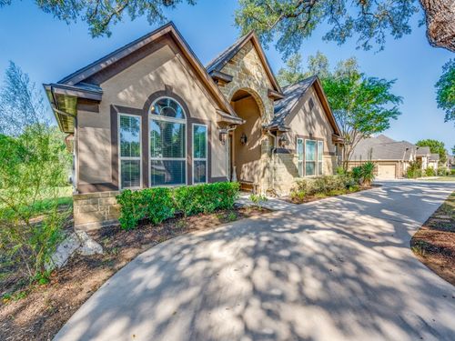 5604 Copper Creek Street, New Braunfels, TX, 78132 | Card Image