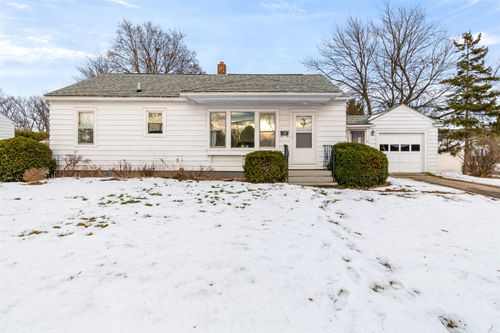 44 Edgemoor Dr, Burlington, VT, 05408-1920 | Card Image