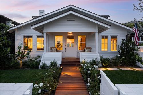 156 Chiquita St, Laguna Beach, CA, 92651-1303 | Card Image
