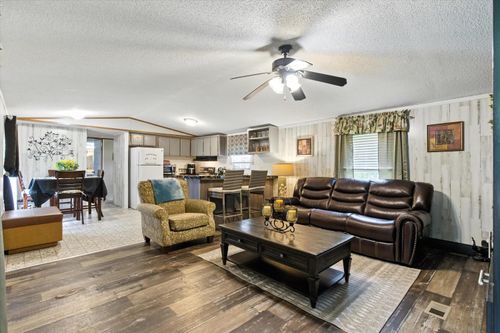 175 Koger Dr, Summerville, SC, 29483-4539 | Card Image