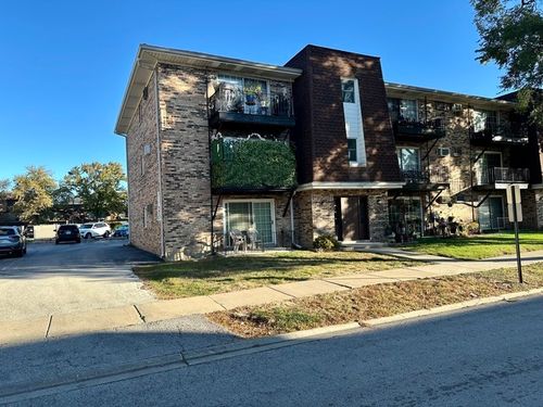 201-7008 Oconnell Dr, Chicago Ridge, IL, 60415-1151 | Card Image