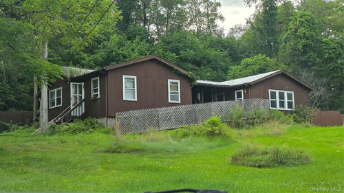 251 Finger Rd, Saugerties, NY, 12477-4147 | Card Image